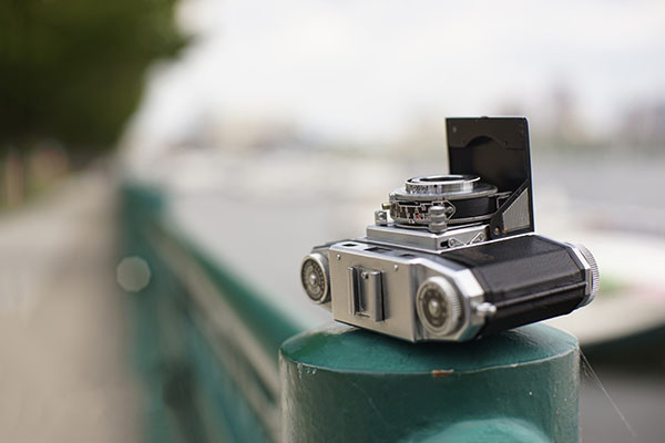 image showing blurred background